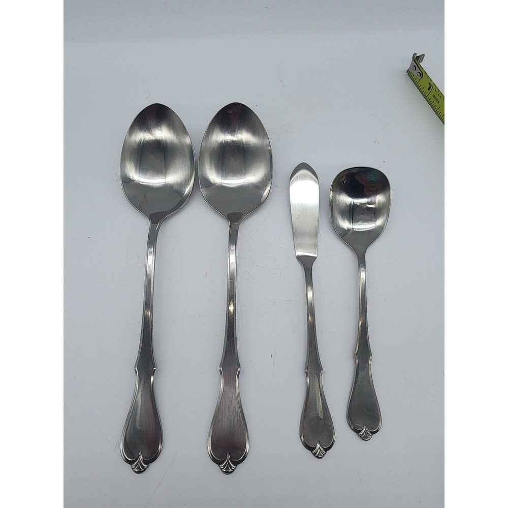 Wm A Rogers Premier Stainless Oneida Royal Shell Flatware Set 4pc USA Spoons Nut